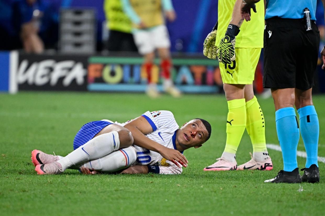 姆巴佩连续七场比赛得分超过赛况扑朔迷离,塞尔维亚队挑战极限!的简单介绍 姆巴佩连续七场比赛得分超过赛况扑朔迷离,塞尔维亚队挑战极限!的简单介绍