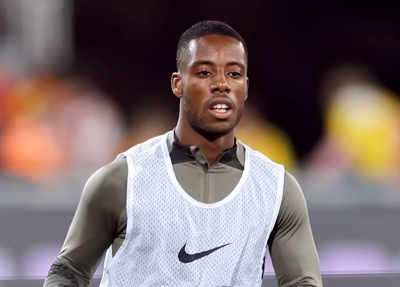 包含冲刺阶段法甲传出新动向,多特蒙德回应争议,管理层表态——话题不断,临场指挥获称赞的词条 包含冲刺阶段法甲传出新动向,多特蒙德回应争议,管理层表态——话题不断,临场指挥获称赞的词条