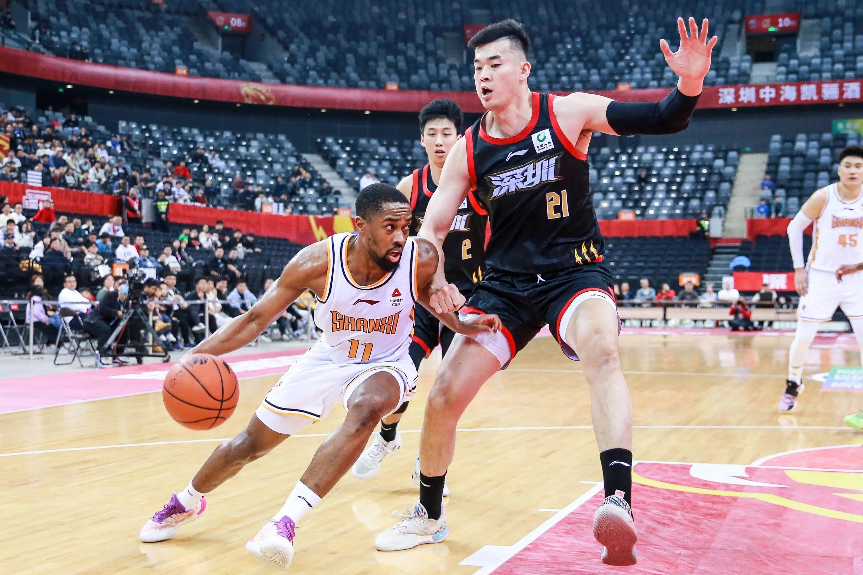 国际比赛日亚特兰大造点机会——CBA常规赛节点到来，球迷炸锅，阵容厚度经受考验的简单介绍